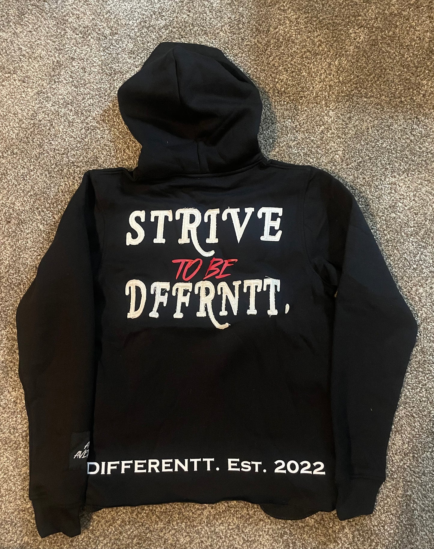 STRIVE TO BE DIFFERENTT. hoodies