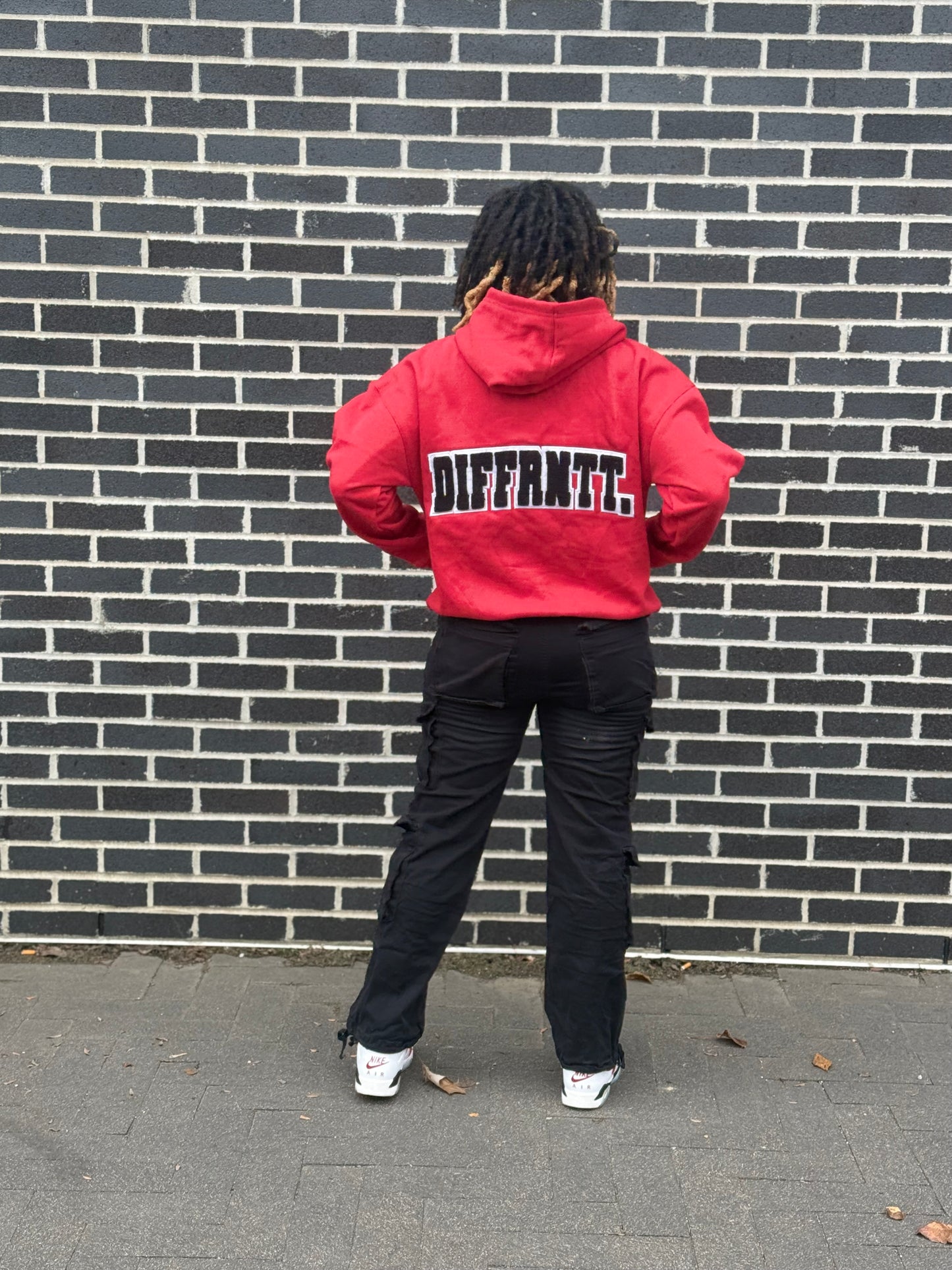 DIFFRNTT Zip-Up